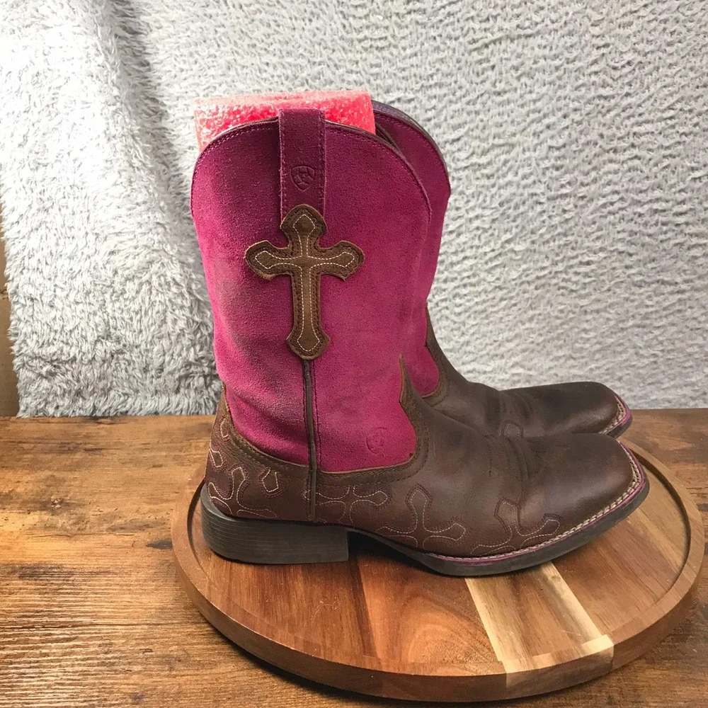 Ariat Crossroads Boots Girls 5.5 Womens 7 Fuschia Suede Cross Embellish Cowgirl